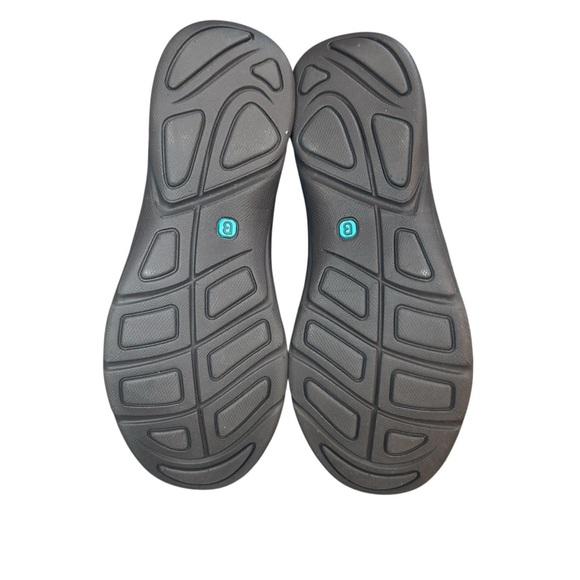 Bzees Women's Red Knit Slip-On Shoes Machine Washable Size 9 - Picture 3 of 13